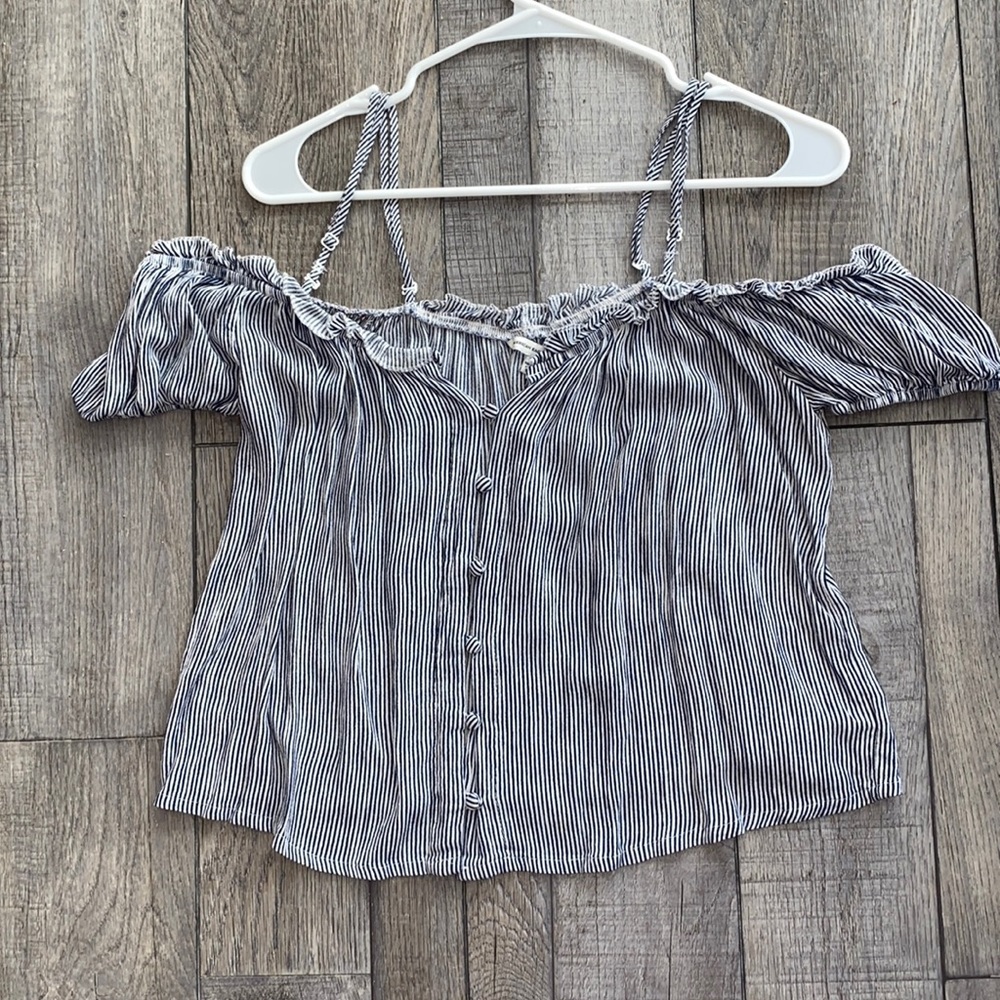 American eagle off the shoulder pin stripe top